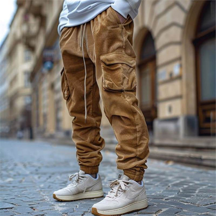 Men's cargo pants with functional pockets and elastic waistband Lune London