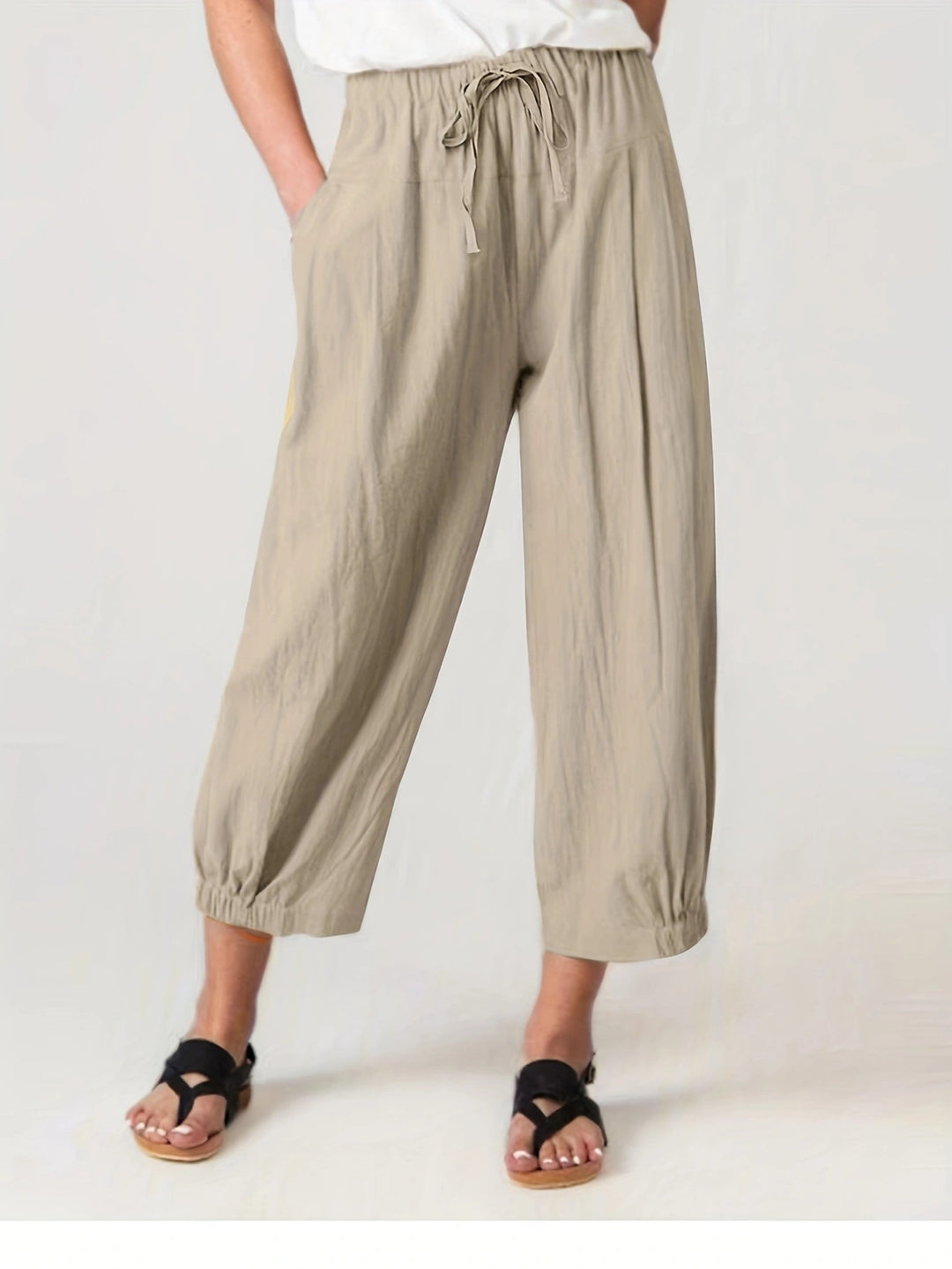 Wide linen trousers for women with elastic waistband and practical pockets Lune London