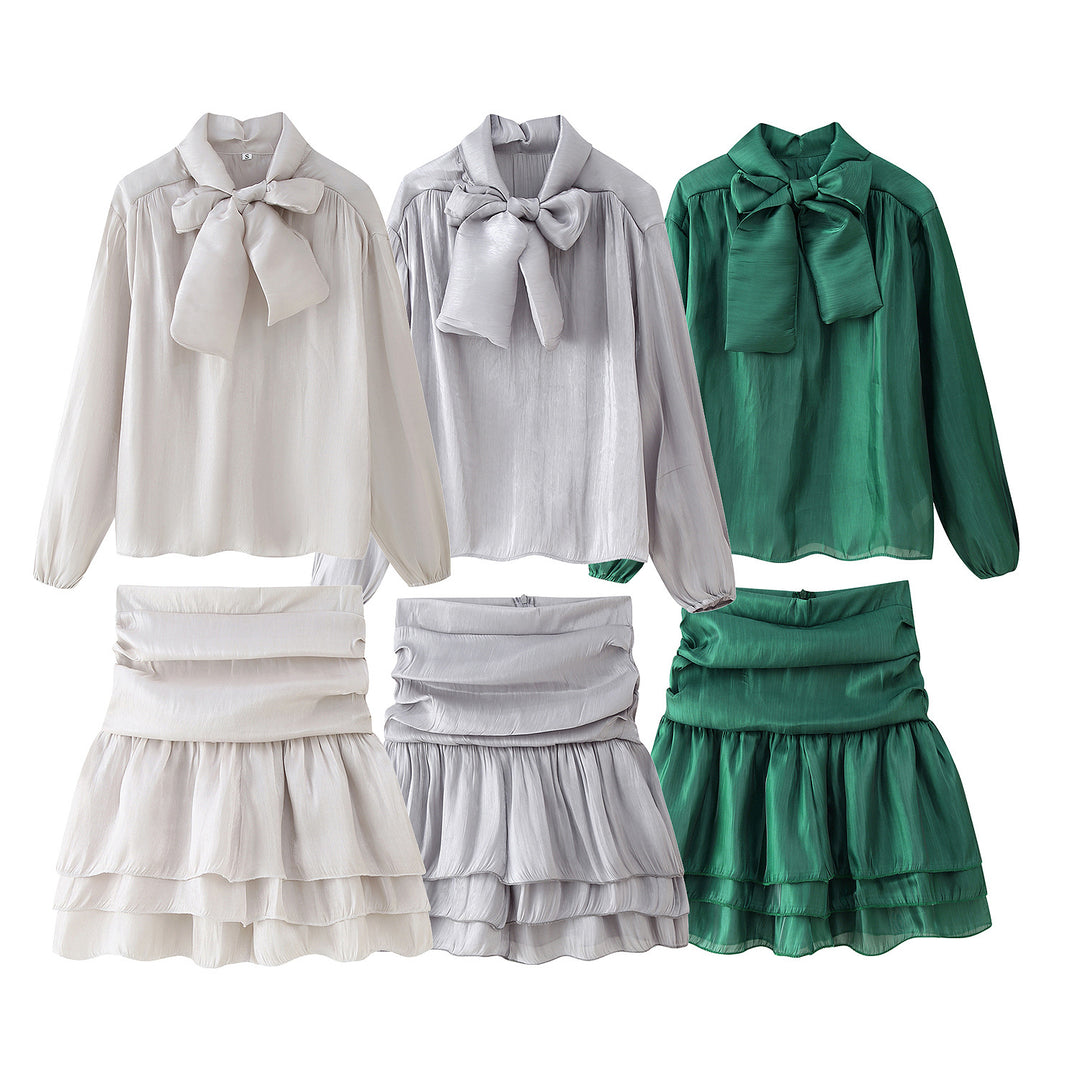 Women's set composed of an elegant blouse with bow detail and voluminous skirt Lune London