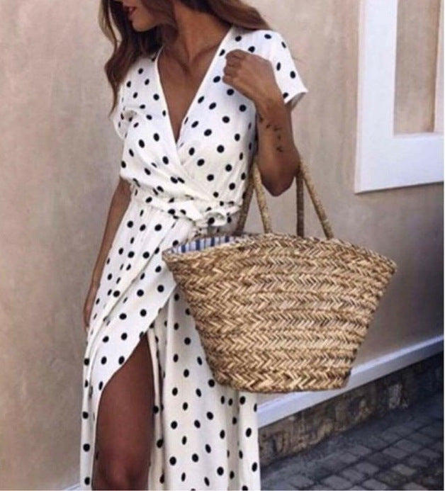 Robe maxi femme avec design floral enroulé et taille élégante Chic & Stil