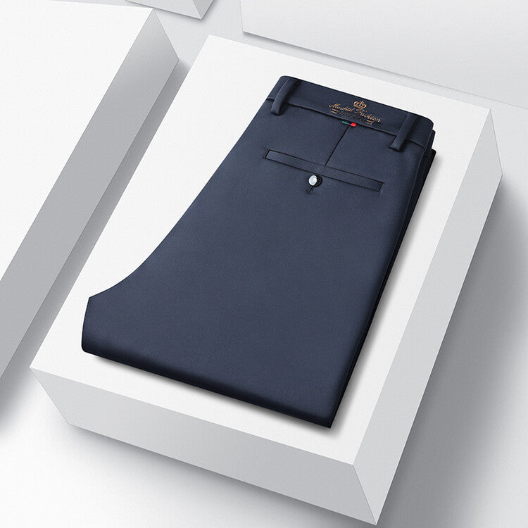 Elegant suit trousers for men with great wearing comfort and a neat finish Lune London