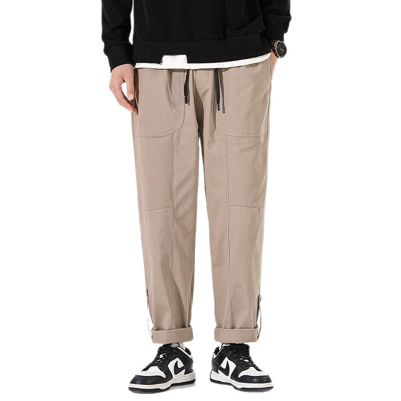 Men's cargo pants with a relaxed fit and practical pockets Lune London