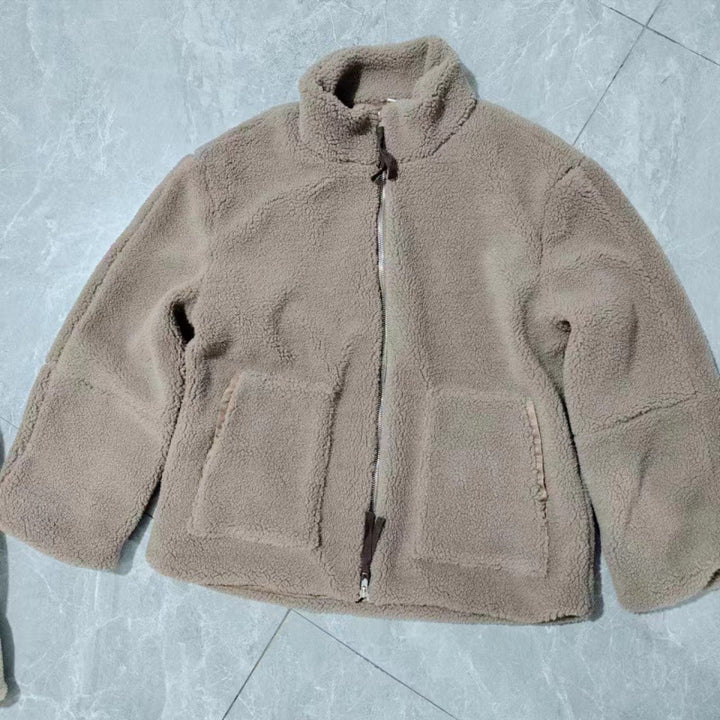 Ladies Teddy Fur Jacket with Large Collar and Zipper Lune London
