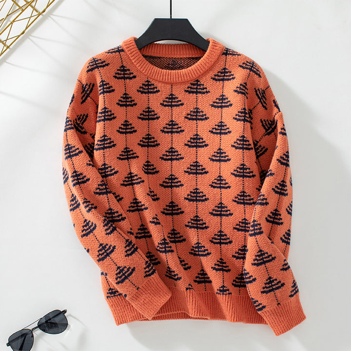 Knit sweater for women with a playful tree design and soft material Lune London