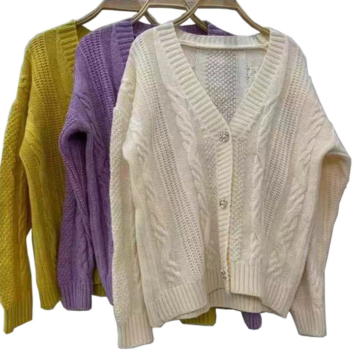 Chunky knit jacket for women with a modern cable pattern and oversized cut Lune London