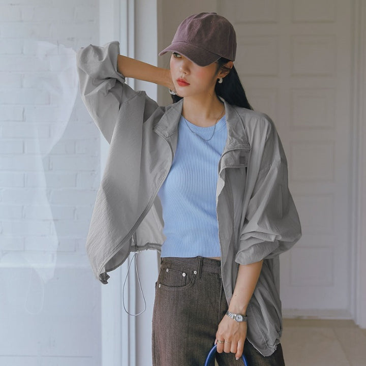 Veste à capuche légère et respirante pour femmes Chic & Stil
