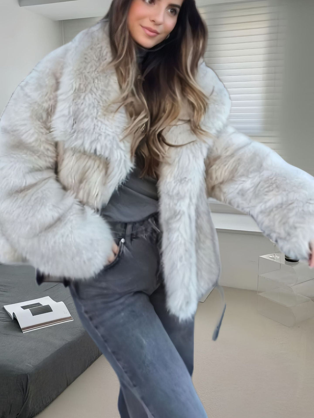 Women Cozy Fur Jacket Lune London