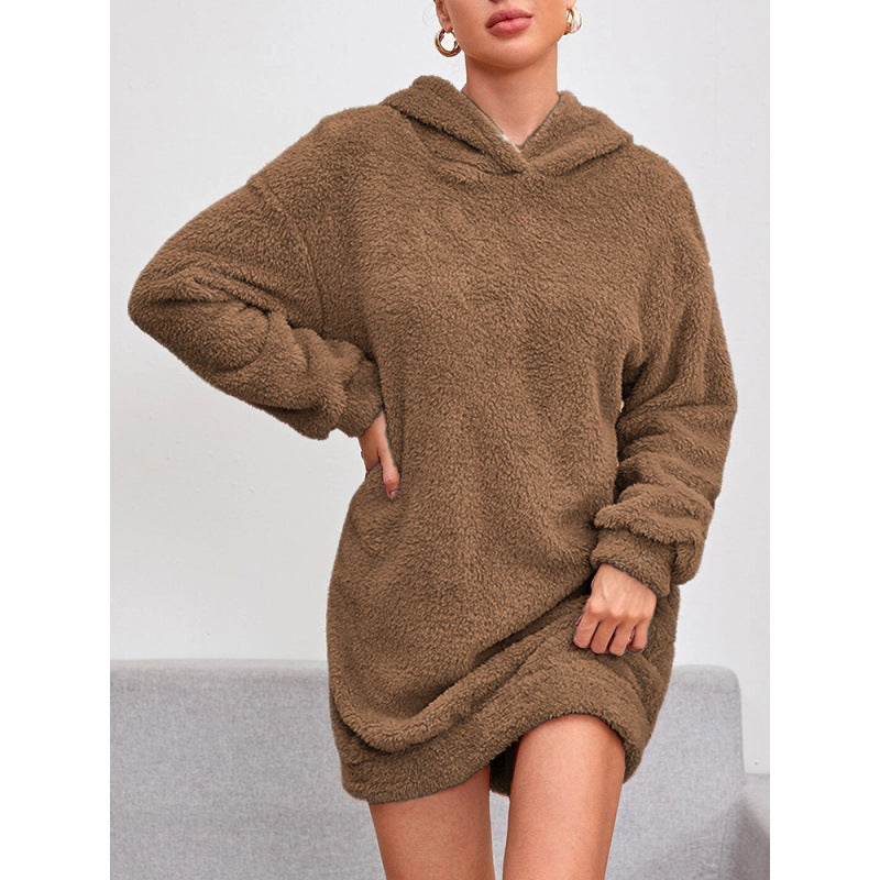 Oversized cozy hooded dress for women in soft fleece Lune London