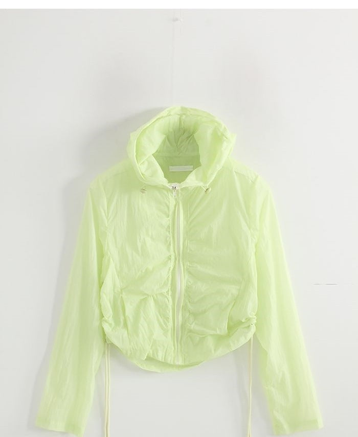 Veste courte aérienne pour femmes avec taille ajustable Chic & Stil