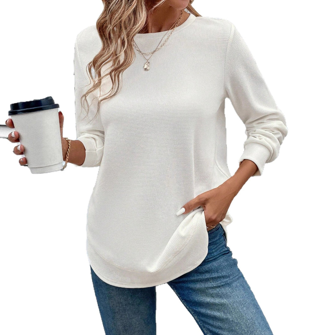 Casual long sleeve t-shirt for women with a fine texture and side slits Lune London