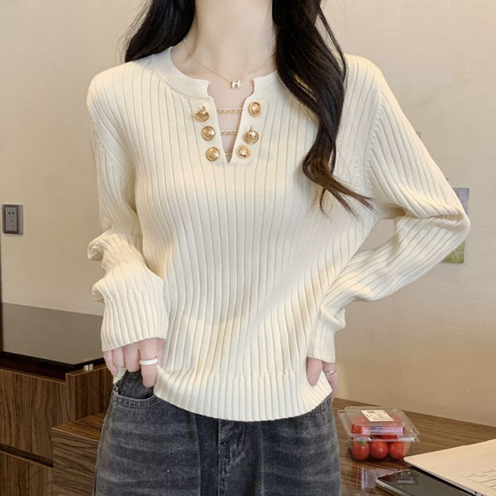 Pull en maille côtelée pour femmes avec boutons décoratifs Chic & Stil