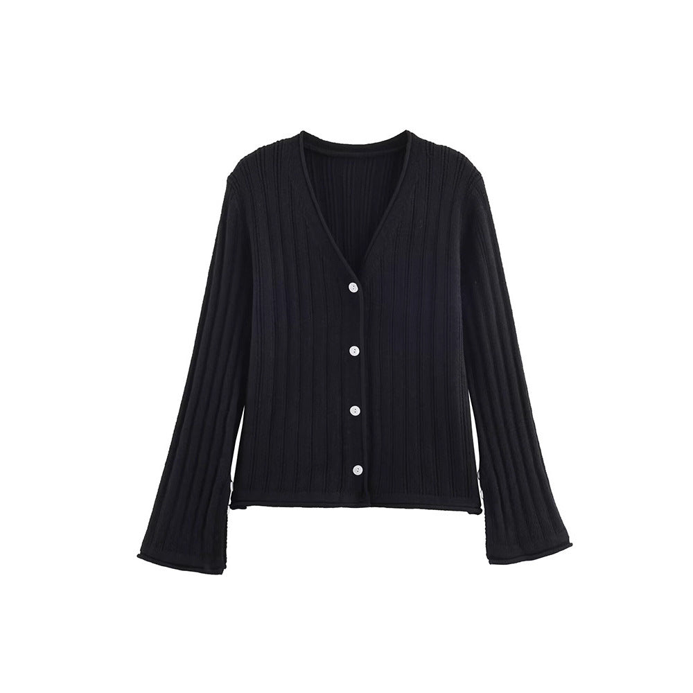 Women’s knit jacket with an elegant V-neck and a modern ribbed structure Lune London