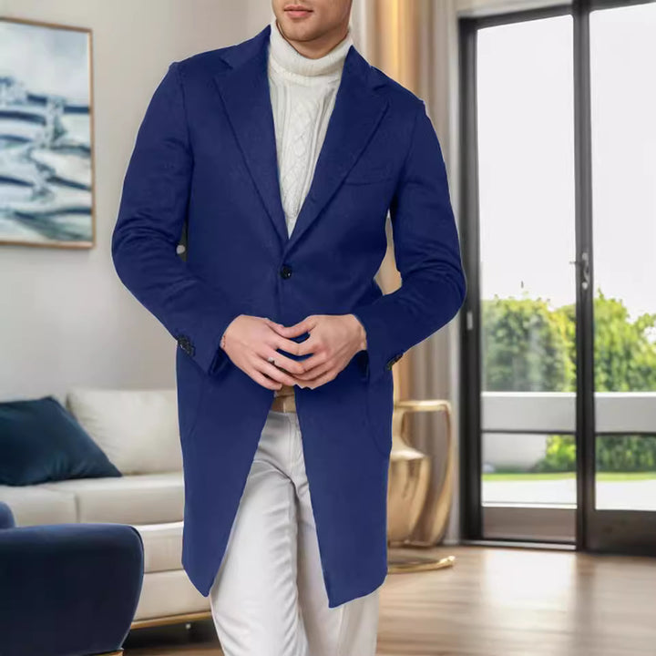 Elegant wool coat for men with a modern cut and practical pockets Lune London