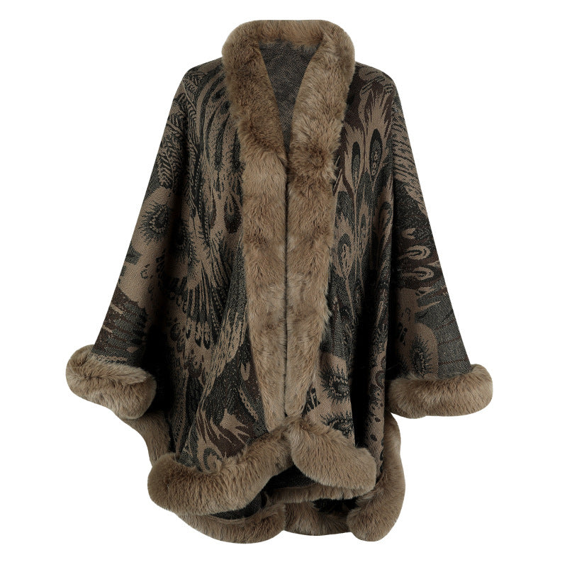 Lune London | Women's luxurious poncho with decorative fleece heat protection