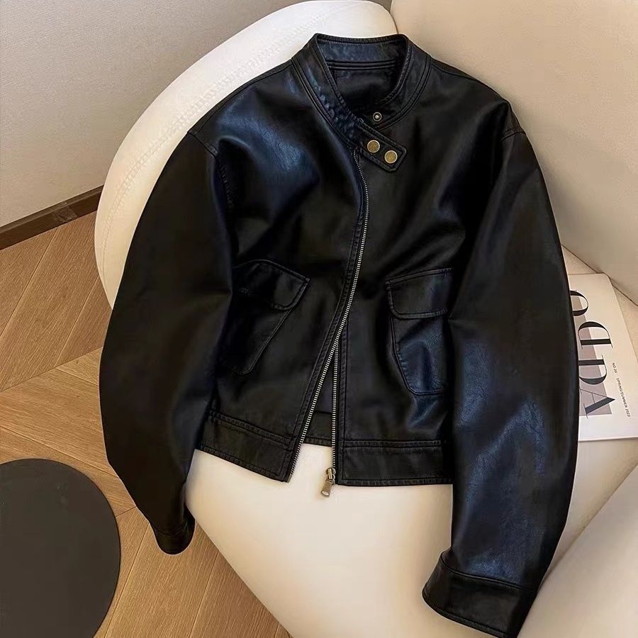 Veste pour femmes en simili cuir avec coupe intemporelle Chic & Stil