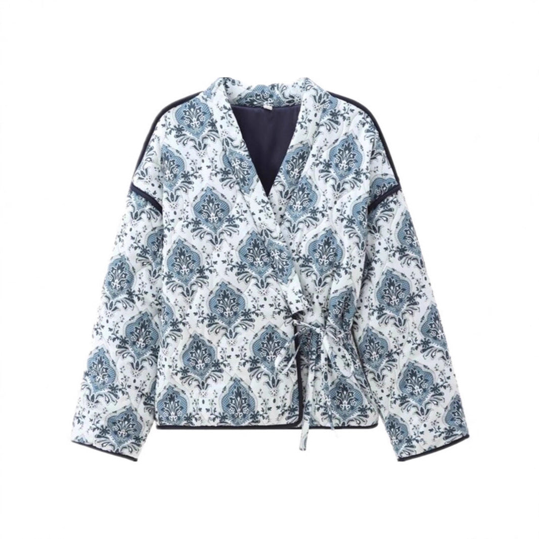 Elegant jacquard jacket for women with tie belt and luxurious pattern Lune London