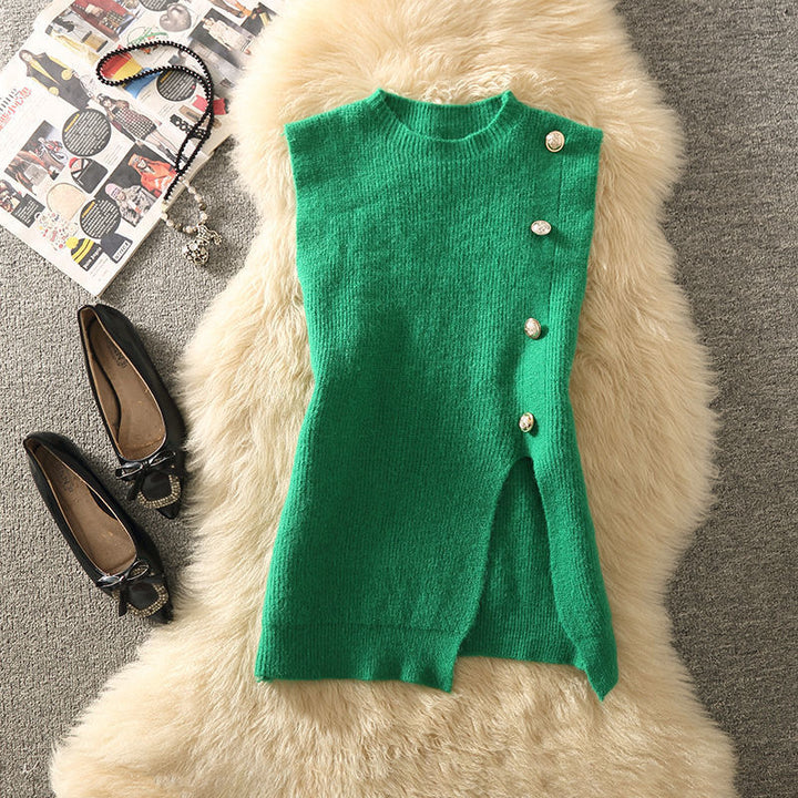 Knitted vest for women with an elegant V-neck and Lune London button details