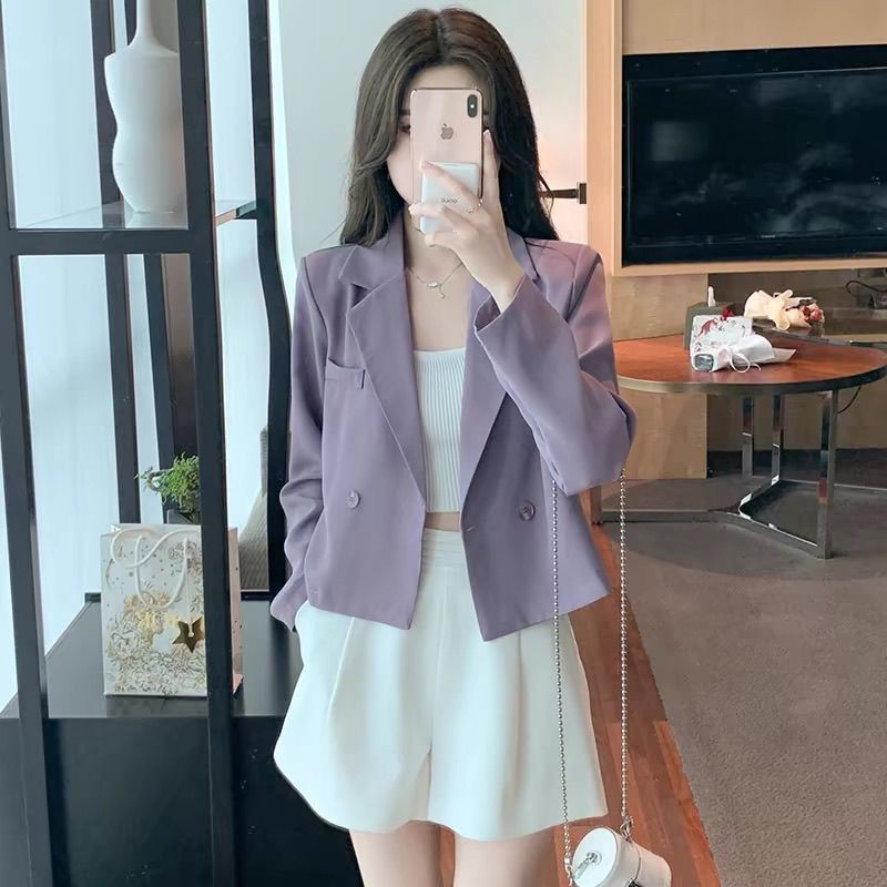 Veste courte élégante pour femmes avec patte de boutonnage double Chic & Stil