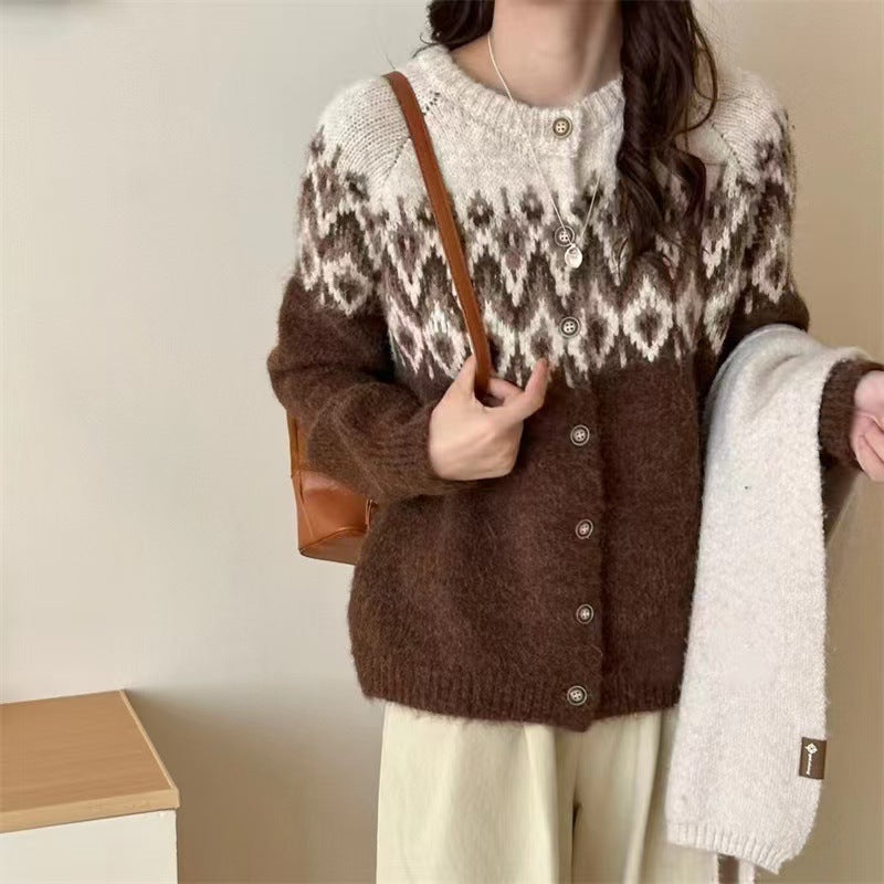 Knitted cardigan for women with traditional pattern and button details Lune London