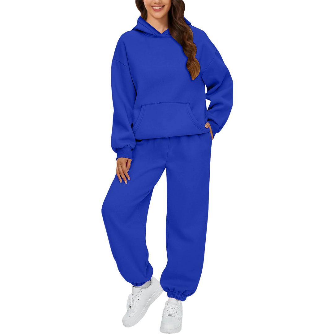 Women's Comfortable Hoodie Suit Made of Soft Sweat Fabric Chic & Stil