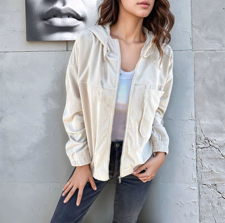 Casual corduroy jacket for women with zipper and practical pockets Lune London