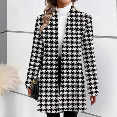 Elegant checkered coat for women Lune London