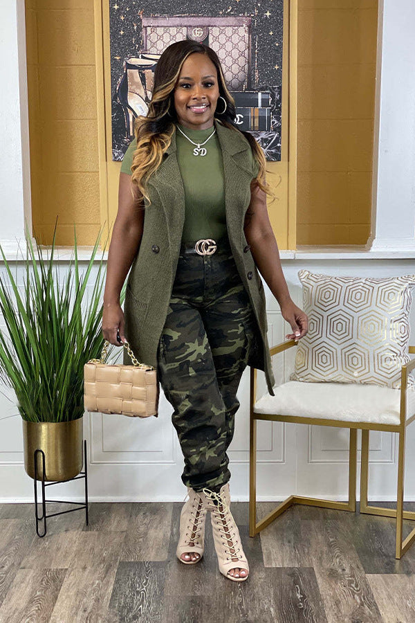 Women's cargo pants with camouflage pattern and high waist Lune London