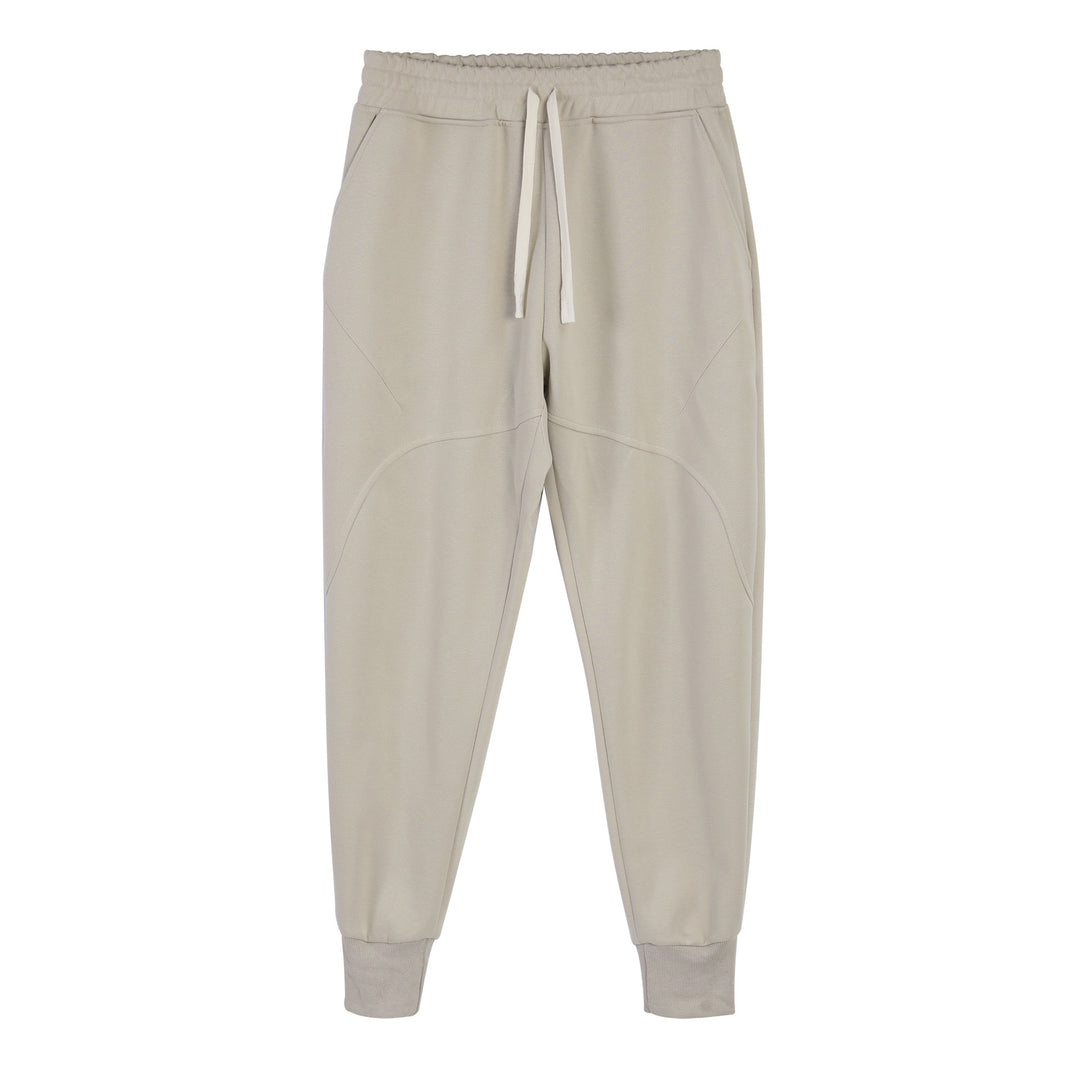Comfortable jogging pants for men with elastic waistband and side pockets Lune London