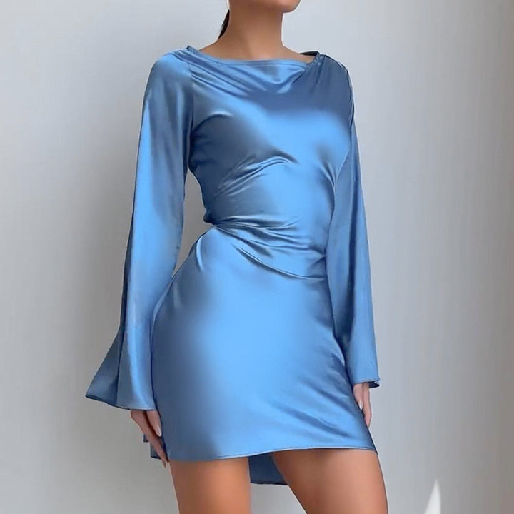 Ladies Elegant Wrap Dress in Smooth Fabric and Wide Sleeves Lune London