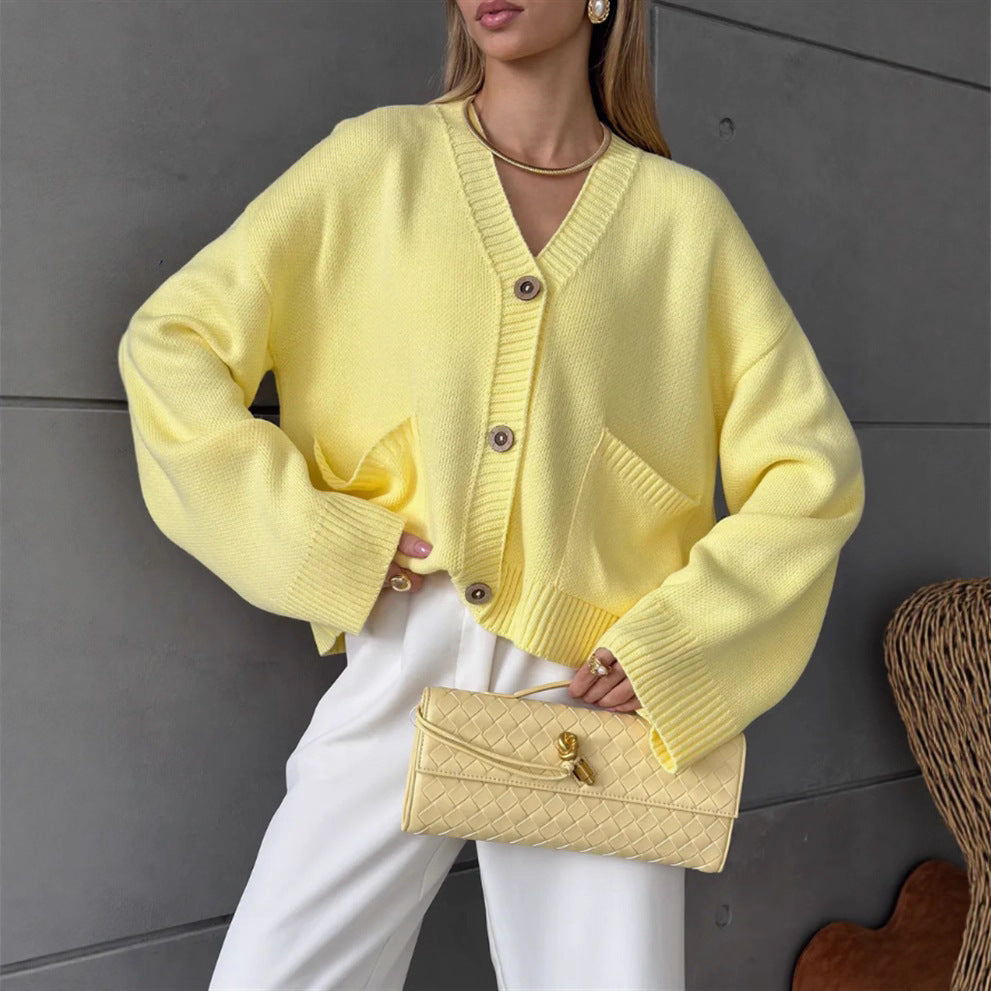Women Chunky Knit Cardigan with Convenient Pockets Lune London