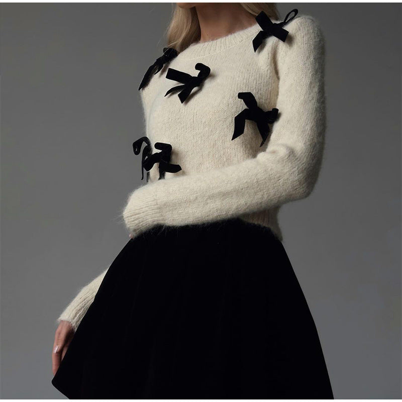 Knit sweater for women with playful bow details Lune London