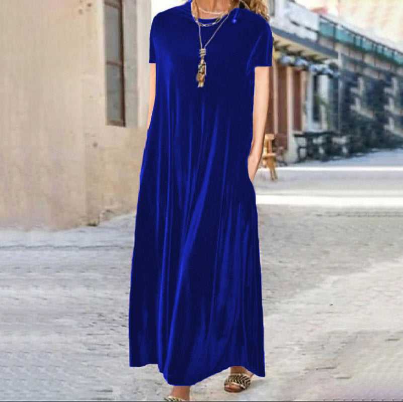 Women's maxi dress with elegant cut and pockets Lune London
