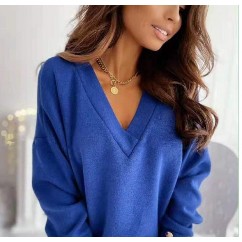 Casual women's V-neck sweater in soft cotton blend Lune London