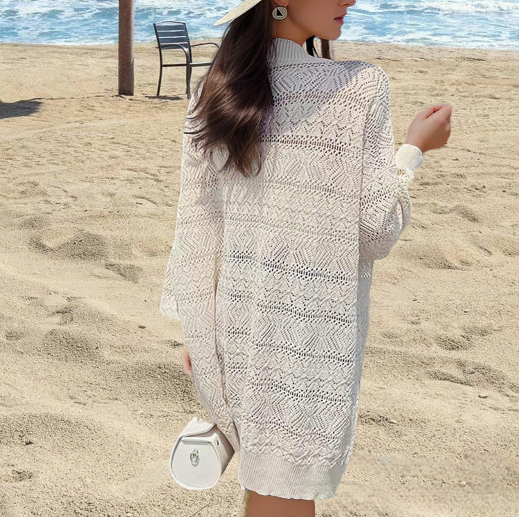 Women's cardigan with a delicate lace pattern and elegant button details Lune London