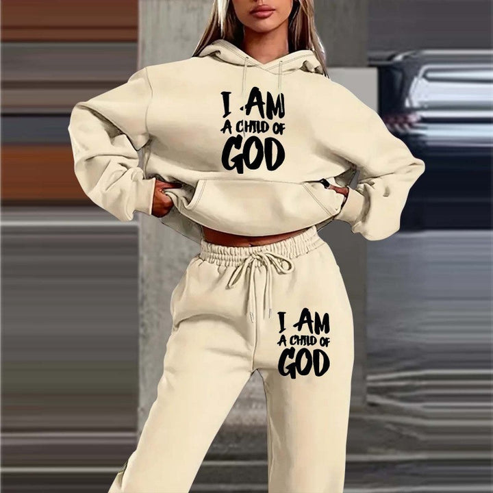 Women's hoodie sweatshirt with urban lettering and comfortable pants Chic & Stil