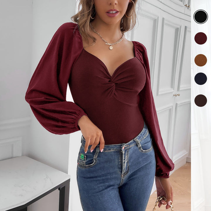 Ladies elegant body with deep V-neck and voluminous sleeves Lune London
