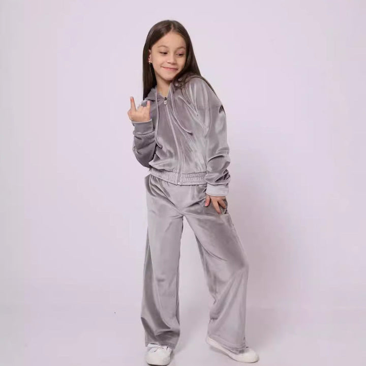 Ladies Sporty Velour Set with Hood and Elastic Waistband Lune London