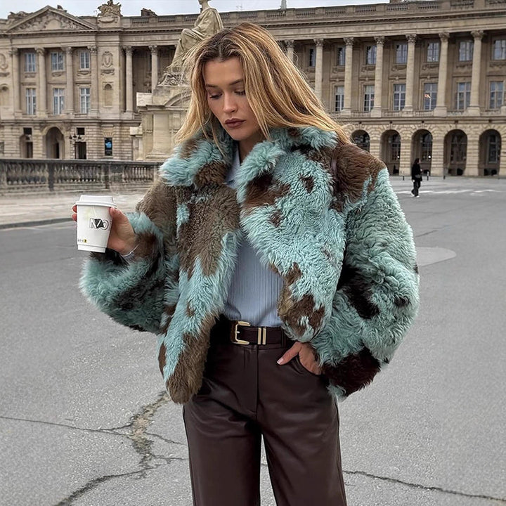 Faux fur jacket for women with modern patterns and voluminous sleeves Lune London