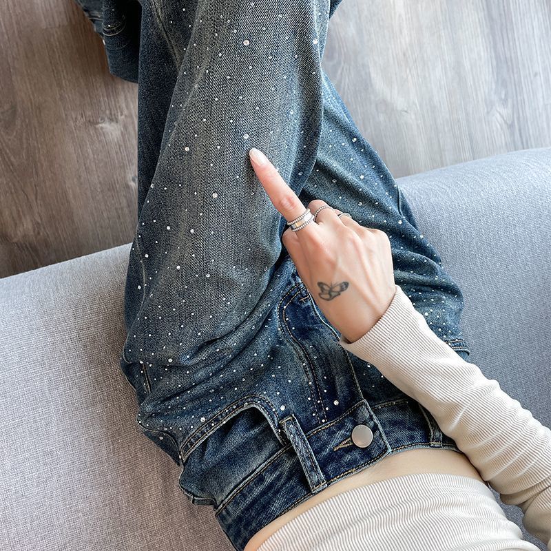 Jeans pour dames avec des détails en perles brillantes Chic & Stil