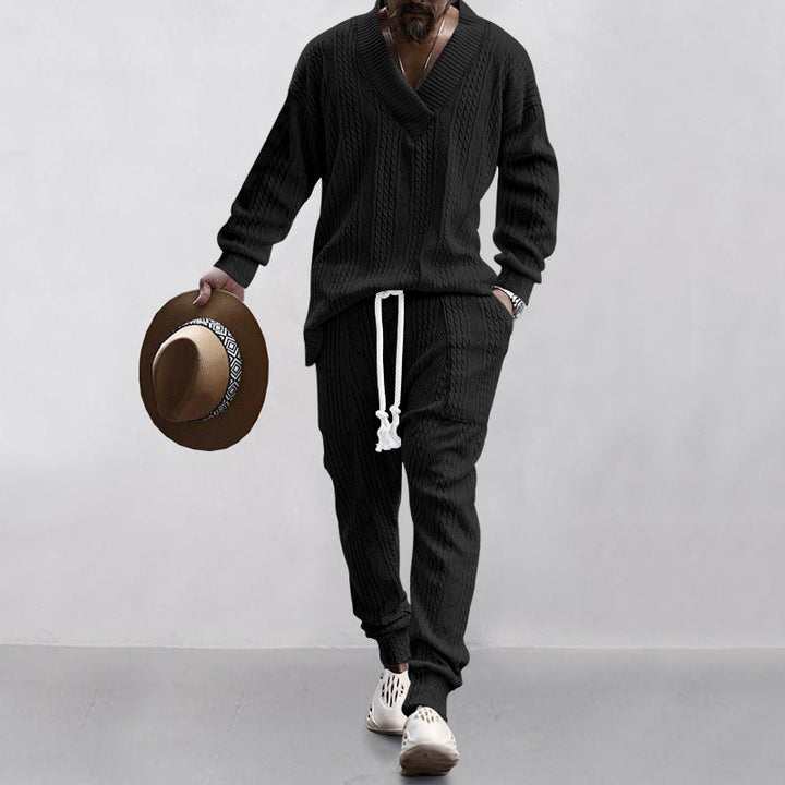 Men's Casual Knit Outfit with V-Neck and Elastic Cuffs Lune London