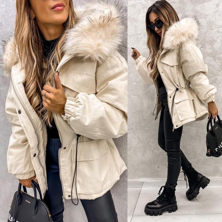 Urban winter coat for women with removable faux fur collar and practical pockets Lune London