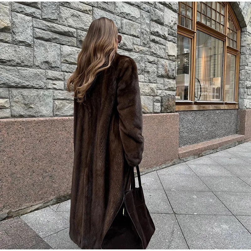 Manteau élégant en fausse fourrure pour femmes Chic & Stil