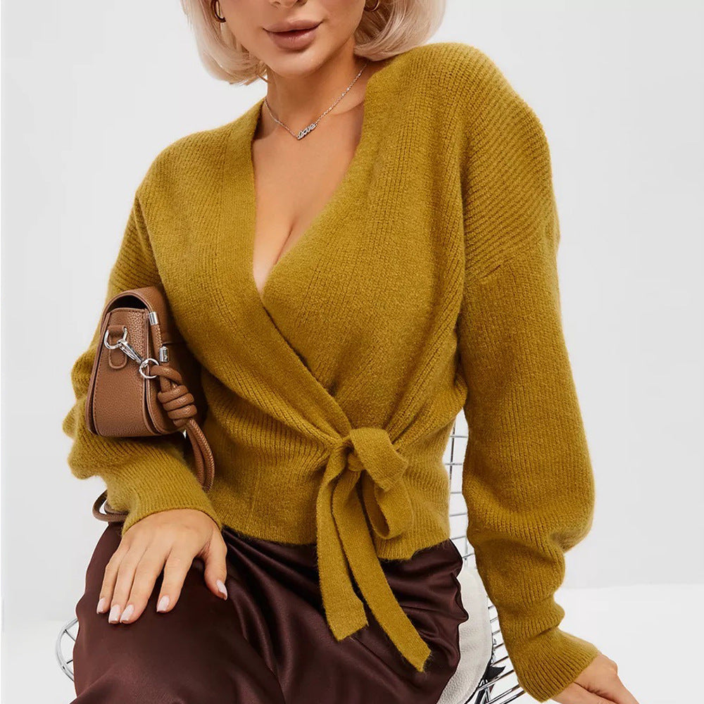 Women's cardigan to tie with deep V-neck and belt Lune London
