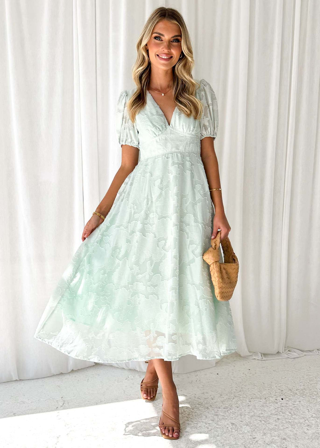 Elegant Maxi Dress for Women with Flounce Sleeves and Chic Floral Texture & Style