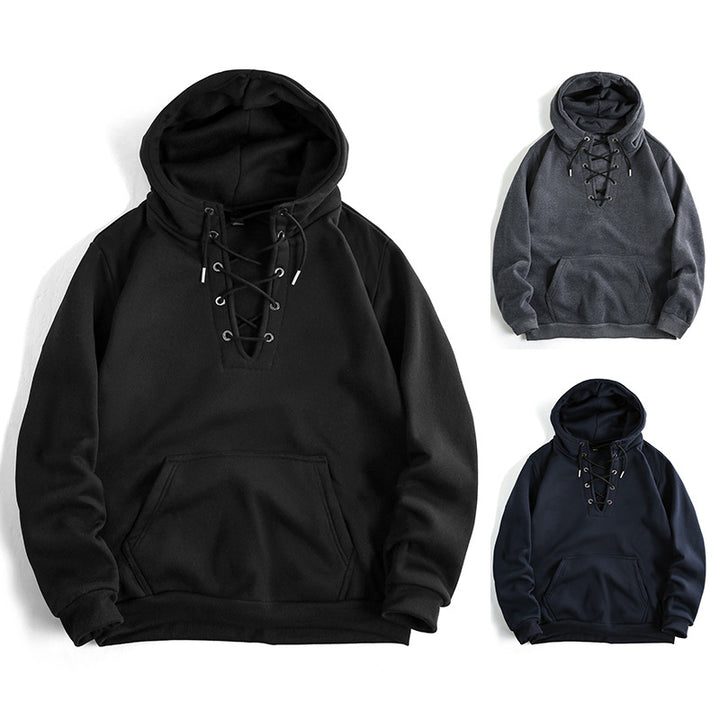 Hooded sweater for women with a refined lace design and a practical kangaroo pocket Lune London