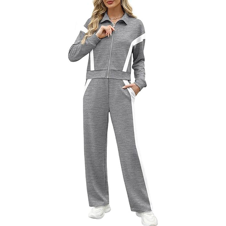 Sports leisure set for women with trendy zipper Lune London