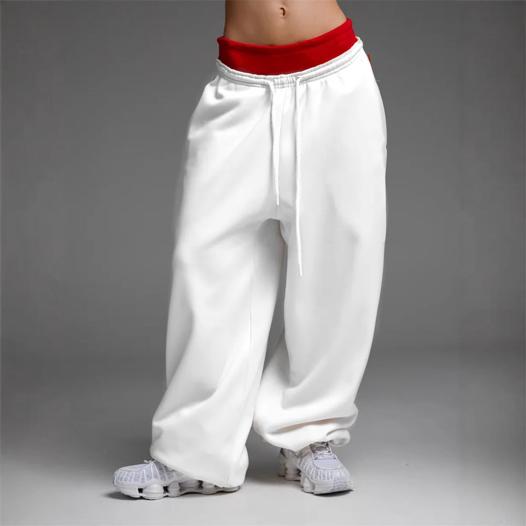 Casual pants for women with a loose fit and elastic waistband Lune London