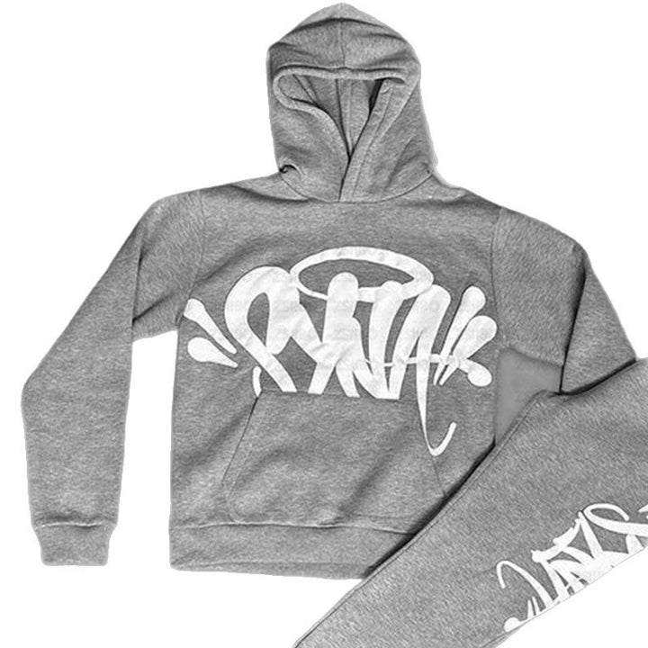 Women's hoodie with creative graffiti design and practical kangaroo pockets Chic & Stil