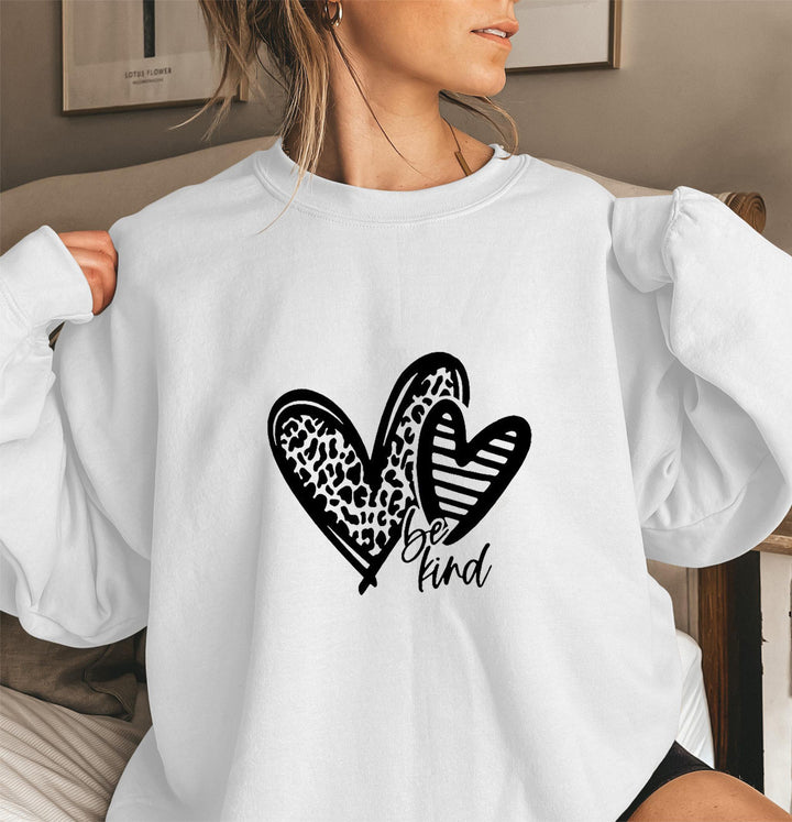 Sweat-shirt femme avec motif de cœur à la mode et coupe décontractée Chic & Stil