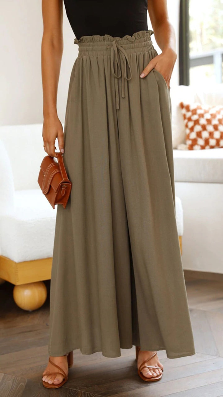 Maxi skirt for women with elastic waistband and side pockets Lune London